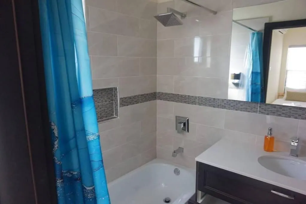 בית נופש Oceanview @ Pyramid Point Villa